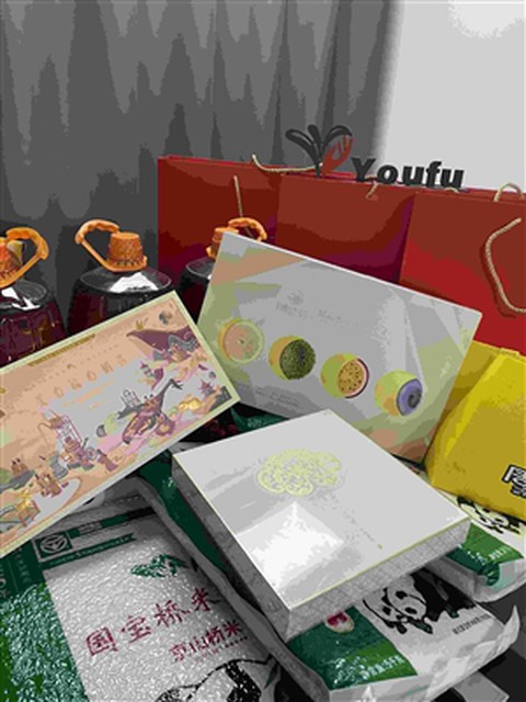 Xitoyning Milliy kuni va kuz o'rtalari festivalini nishonlash